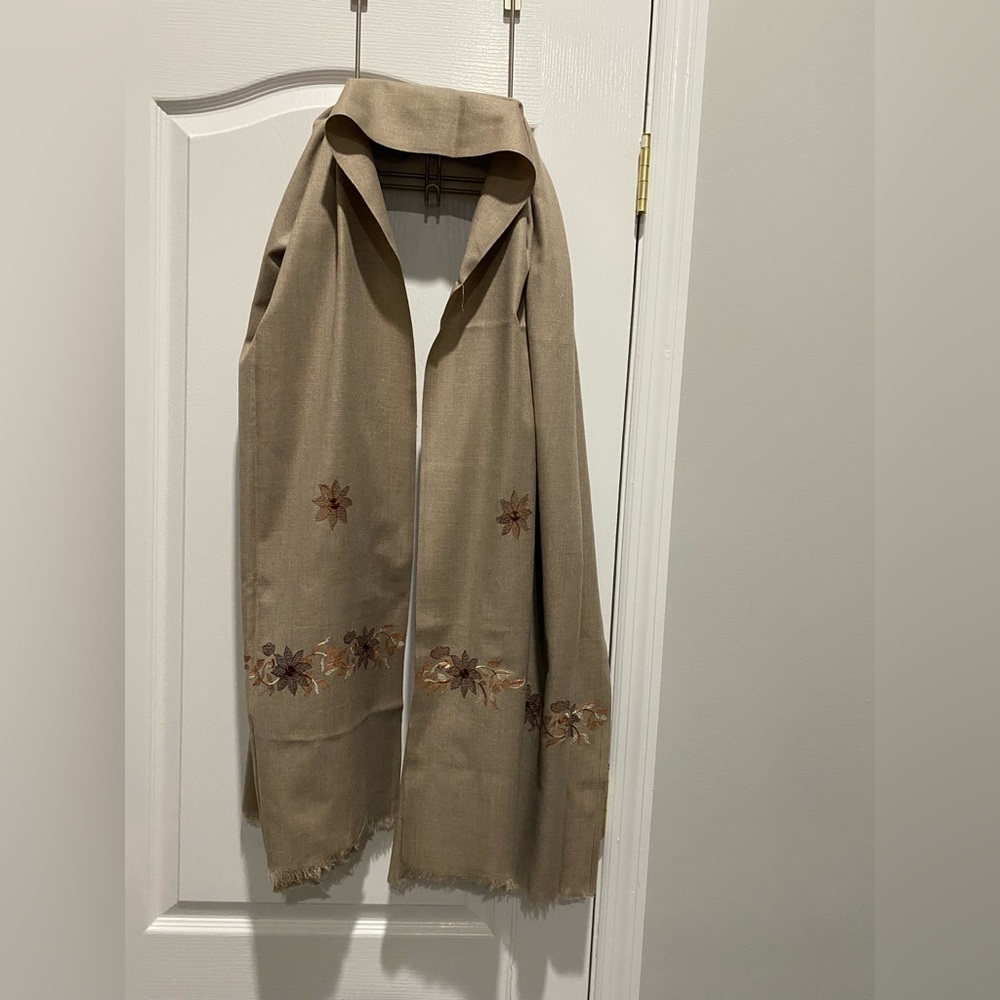 Raymond Beige Floral Embroidered Fabric shawl